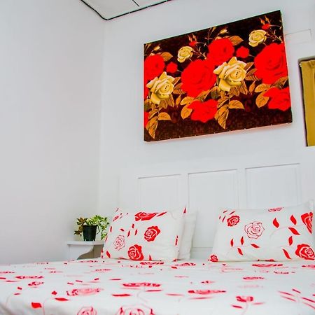 Niwahana Transit City Hotel Katunayaka Eksteriør billede